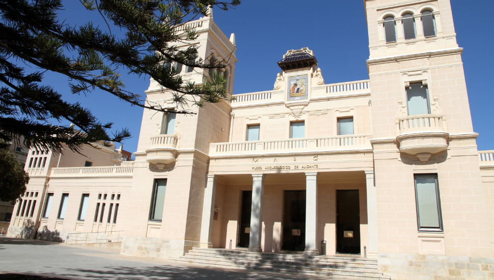 Things to do in Alicante Spain: Museum